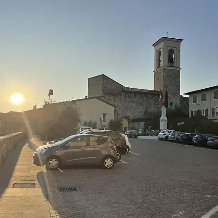 Feriehus Palazzo Archi 2a Polpenazze del Garda