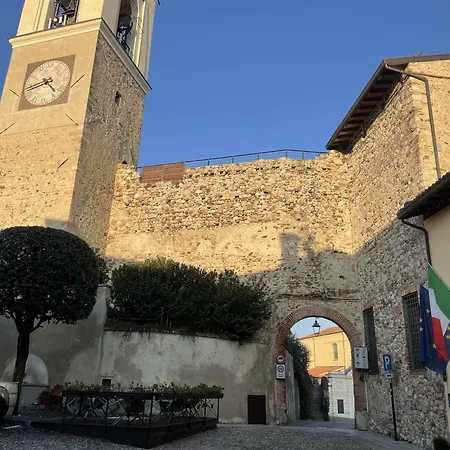 Palazzo Archi 2a Feriehus Polpenazze del Garda
